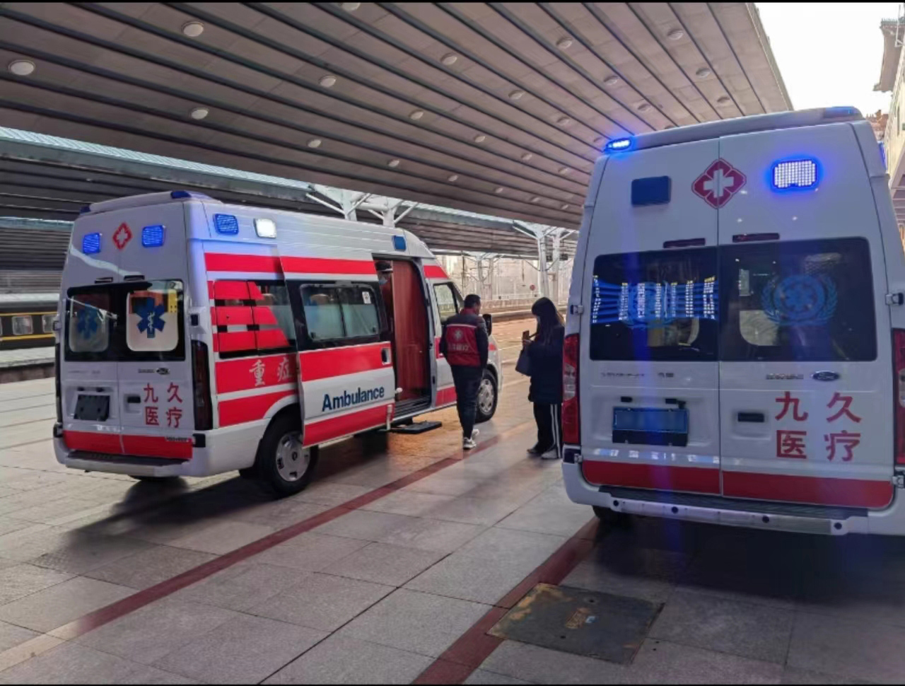 麟游县救护车长途转运